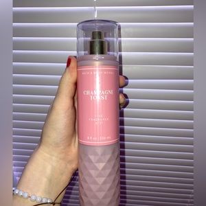 Two champagne toast’s from bath and body